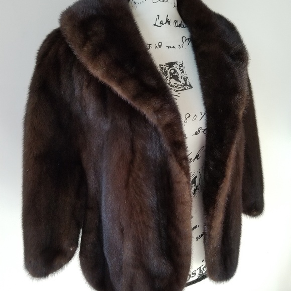 Bambergers Jackets & Blazers - *SOLD* Vintage Bambergers Mink Cape